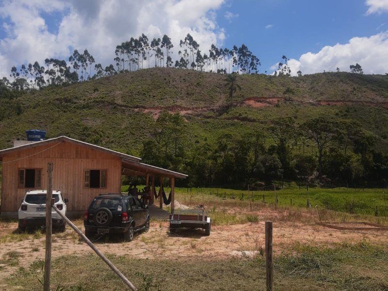 Sítio à venda Centro com 3500m² e 2 quartos por R$ 340.000 - 412282283-img-20220416-wa0071.jpg