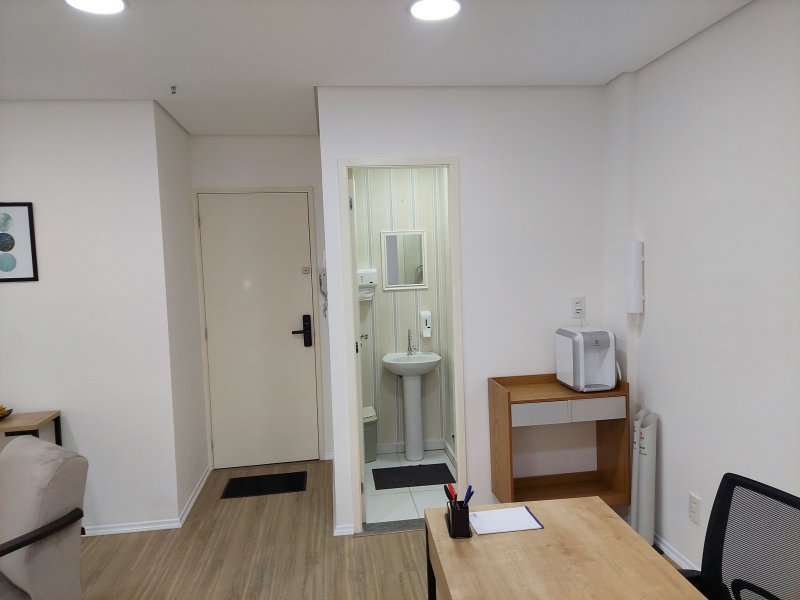 Comercial para alugar Vila Prudente com 32m² e 1 quarto por R$ 1.700 - 317301964-20210825-124432.jpg