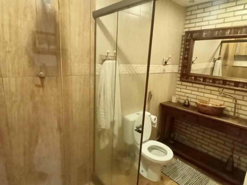 Casa à venda Itapeba com 410m² e 3 quartos por R$ 850.000 - 1538615662-f5de664d-27fe-4e65-834f-628881421f3e.jpeg