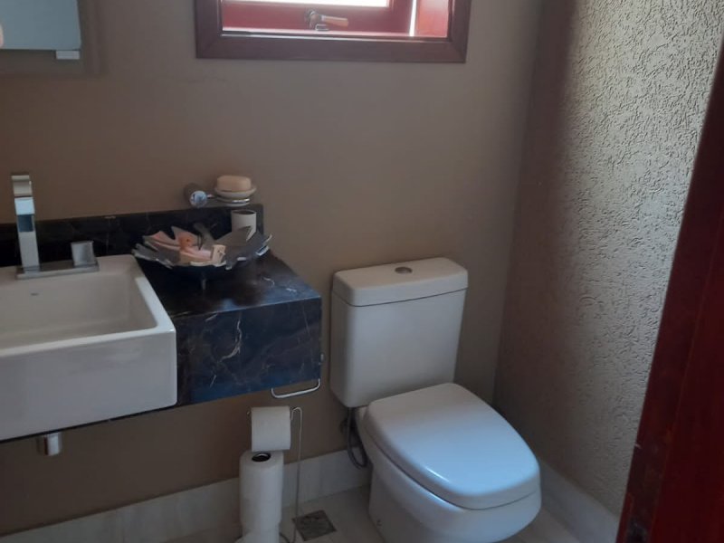 Casa à venda Swiss Park com 293m² e 4 quartos por R$ 1.650.000 - 176862792-lavabo.jpg