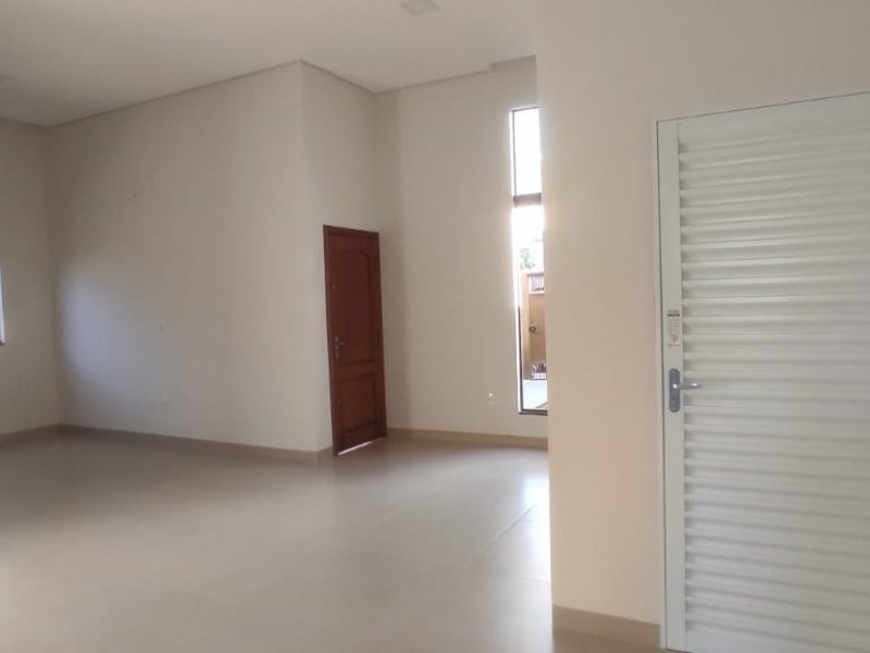 Casa à venda Canaã III com 110m² e 3 quartos por R$ 450.000 - 1508845199-b8bf3239-907e-4cc0-a930-a4fcb0e4b34d.jpeg