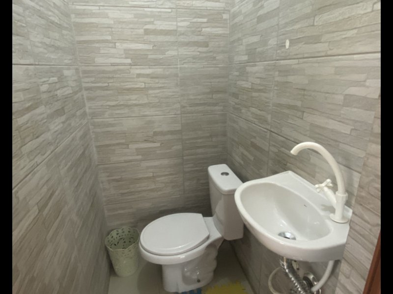 Casa à venda Carianos com 220m² e 2 quartos por R$ 580.000 - 1559145597-e48181ba-8786-476e-b92a-63d3d2862691.jpeg