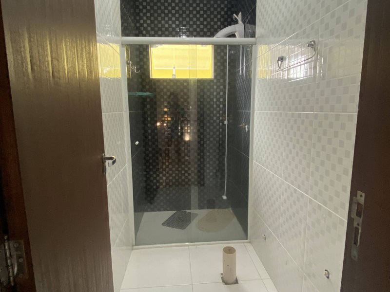 Casa à venda Carianos com 220m² e 2 quartos por R$ 580.000 - 390758639-d2ba3a18-0d2a-495f-9d26-198a0b3c4d4d.jpeg