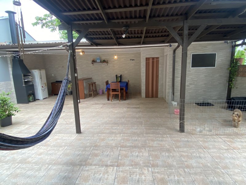 Casa à venda Carianos com 220m² e 2 quartos por R$ 580.000 - 475924023-5ae14142-9387-4205-bf31-5df609906b0e.jpeg