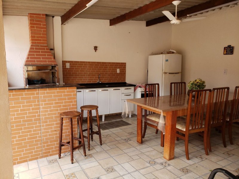 Casa à venda Vila Tênis Clube com 150m² e 3 quartos por R$ 530.000 - 1780959202-70ba4837-f127-4af5-86c0-532e86206778.jpg