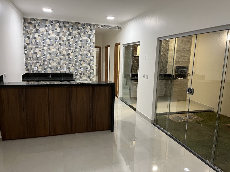 Casa à venda Bairro Alvorada com 107m² e 3 quartos por R$ 380.000 - 1246926302-432deee7-70b5-4c1c-9290-5eac893bf720.jpeg