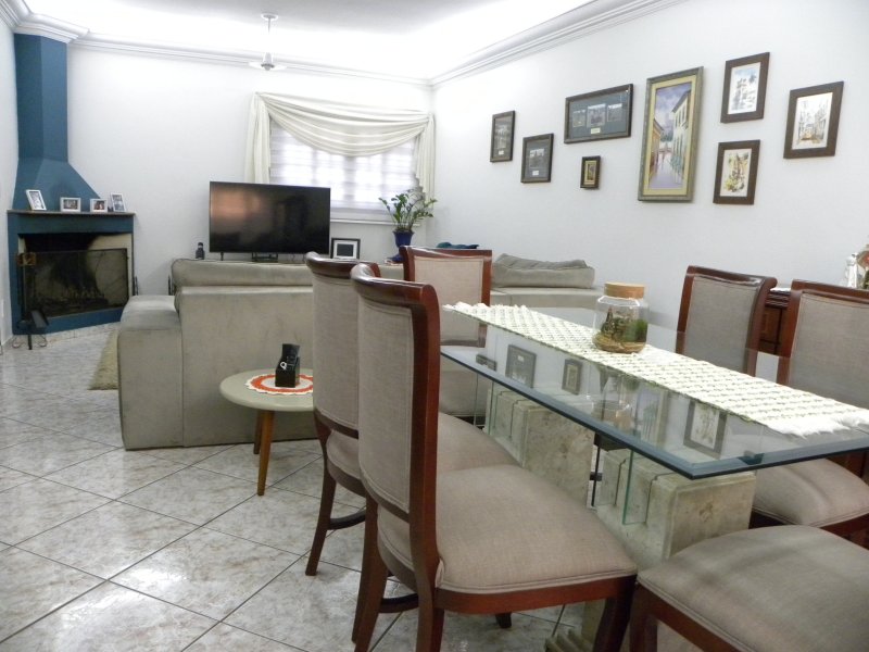 Casa à venda Vila Agrícola com 201m² e 3 quartos por R$ 665.000 - 1297459423-dscn8945.JPG