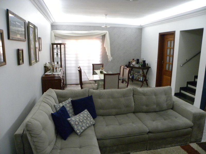 Casa à venda Vila Agrícola com 201m² e 3 quartos por R$ 665.000 - 988545184-dscn8948.JPG