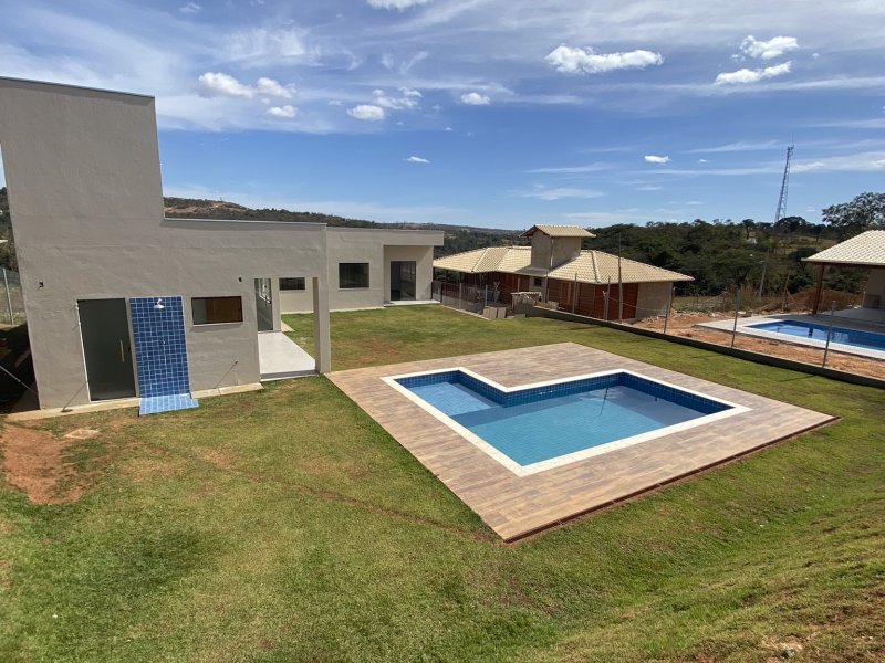 Casa de condomínio à venda Centro com 240m² e 3 quartos por R$ 799.000 - 1782684787-img-4555.JPEG