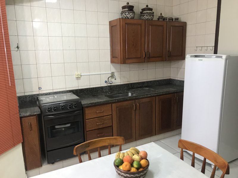 Apartamento para alugar Cachoeira do Bom Jesus com 40m² e 1 quarto por R$ 400 - 778502056-img-0760.JPG