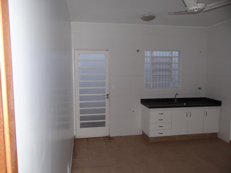 Casa à venda Jardim Bandeirantes com 120m² e 2 quartos por R$ 415.000 - 1462055482-dsc00098.JPG