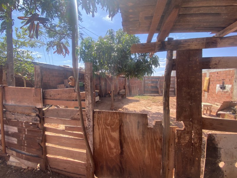 Casa à venda Jardim Alvorada com 300m² e 3 quartos por R$ 150.000 - 412012378-314e0afb-a5de-4ff9-9803-29380a6d0679.jpeg