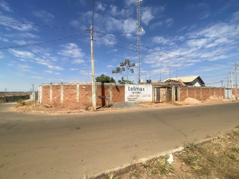 Casa à venda Jardim Alvorada com 300m² e 3 quartos por R$ 150.000 - 639038528-0eb73635-0cab-4dd9-927b-1d24a0bc63bc.jpeg