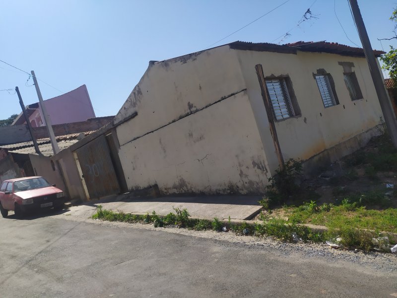 Casa à venda Campo Largo com 500m² e 4 quartos por R$ 299.000 - 905516068-img-20220901-104501.jpg