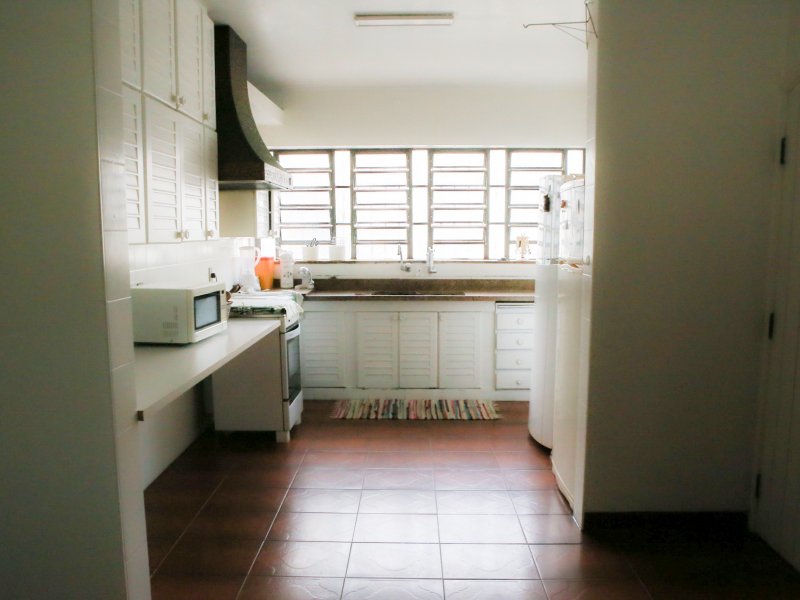 Casa à venda Caxingui com 272m² e 5 quartos por R$ 1.600.000 - 2060521786-70001b66-ff64-4429-821b-5c72da2d8a99.jpeg