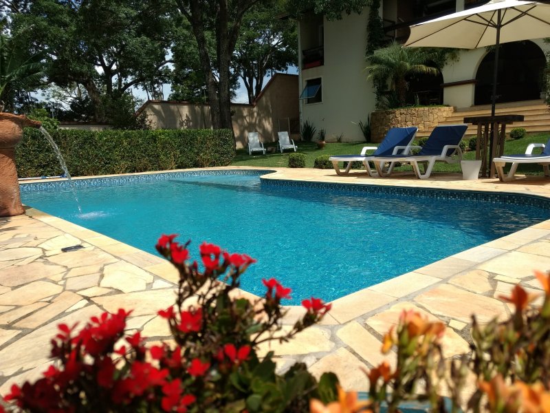 Casa à venda Jardim dos Pinheiros com 480m² e 5 quartos por R$ 1.600.000 - 1094911534-img-20181115-144924530.jpg