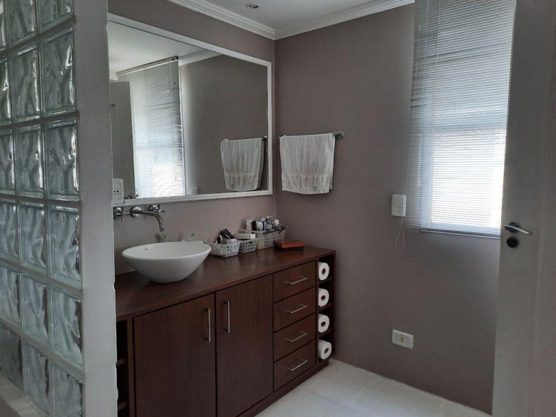 Apartamento à venda Bigorrilho com 104m² e 3 quartos por R$ 650.000 - 1055301749-e8e9fda2-30ef-43e7-a642-fdfda7db7a18.jpeg