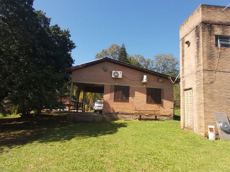 Sítio à venda Centro com 1404m² e 2 quartos por R$ 310.000 - 480127894-7fe445bc-1b76-46a7-a6a0-26a70edd5c33.jpg