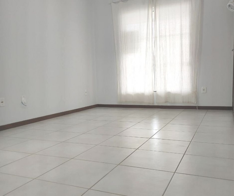 Apartamento à venda Barra do Aririu com 64m² e 2 quartos por R$ 210.000 - 97146008-298387852-8073962835979120-7287123764360779164-n.jpg