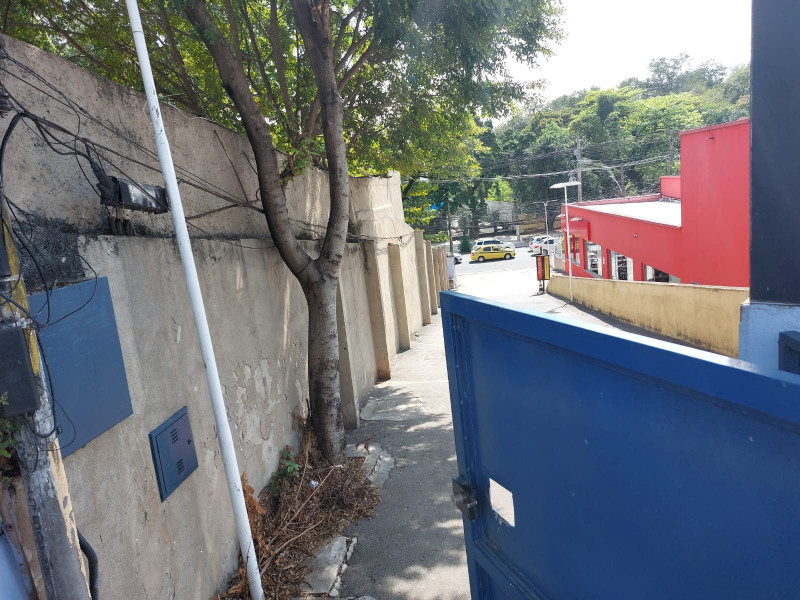 Comercial para alugar Cascadura com 60m² e 1 quarto por R$ 600 - 1887610828-whatsapp-image-2022-08-26-at-11.jpeg