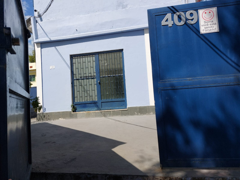 Comercial para alugar Cascadura com 60m² e 1 quarto por R$ 600 - 900452994-whatsapp-image-2022-08-26-at-11.jpeg