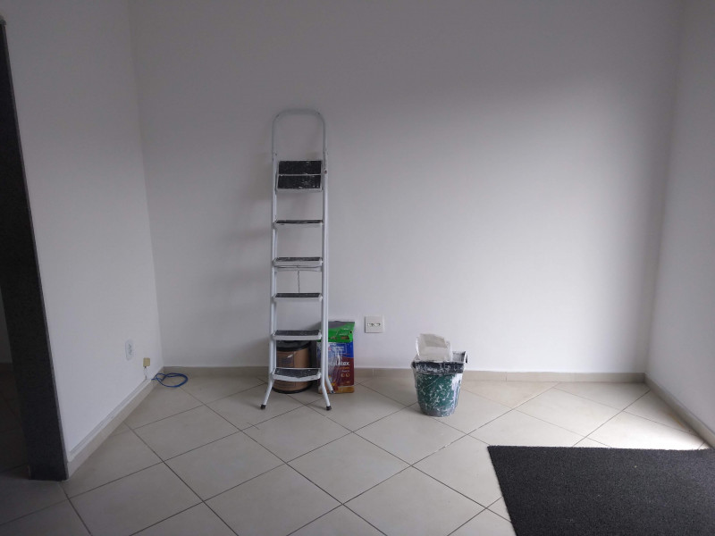 Comercial para alugar Cascadura com 60m² e 1 quarto por R$ 600 - 935804349-img-20201106-095532118.jpg