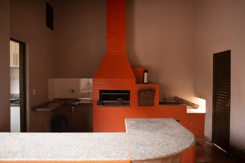 Casa à venda Vl. Sílvia Regina com 432m² e 3 quartos por R$ 490.000 - 81791740-swf5132.jpg