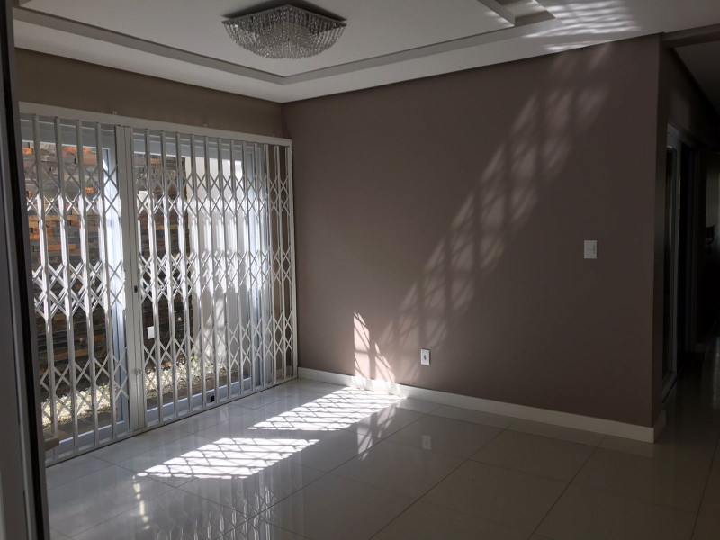 Casa à venda Morro do Espelho com 270m² e 3 quartos por R$ 1.450.000 - 679839375-8.jpeg