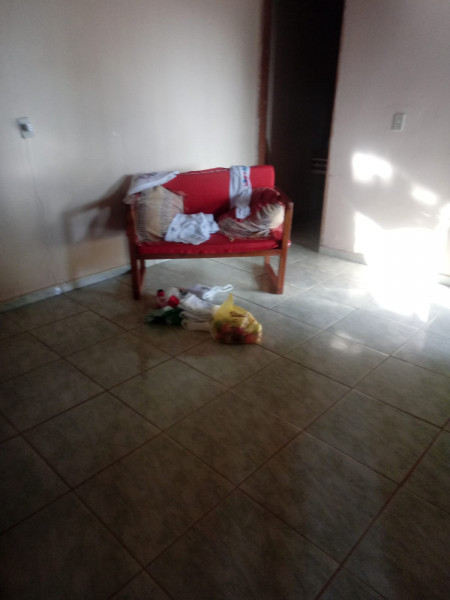 Casa à venda Jardim Luzília com 64m² e 2 quartos por R$ 80.000 - 887354926-img-20220907-wa0101.jpg