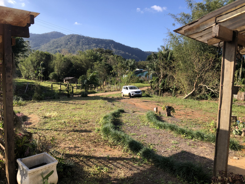 Sítio à venda Centro com 2482m² e 2 quartos por R$ 80.000 - 282027772-9e5fc188-d093-4c8e-a073-68a0a4e016e9.jpeg