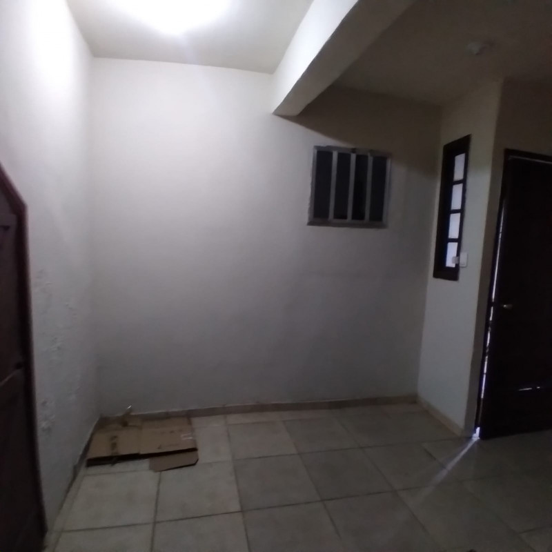 Casa à venda Califórnia com 240m² e 4 quartos por R$ 170.000 - 1684563298-img-20200907-wa0019.jpg