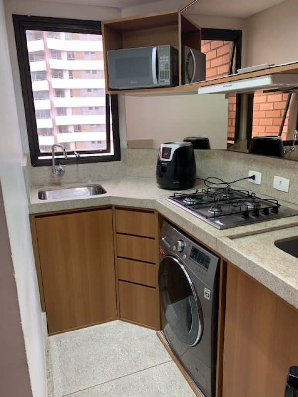 Apartamento à venda Aclimação com 60m² e 1 quarto por R$ 790.000 - 892752722-image-13.jpg