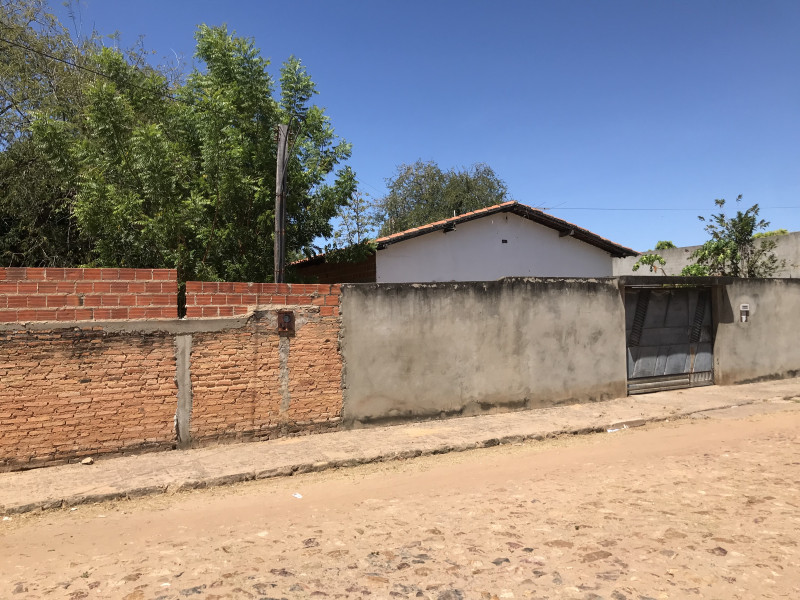 Terreno à venda Centro com 1200m² e 1 quarto por R$ 350.000 - 1666599067-7f8fa054-cb66-497e-9c95-97405f8122b3.jpeg
