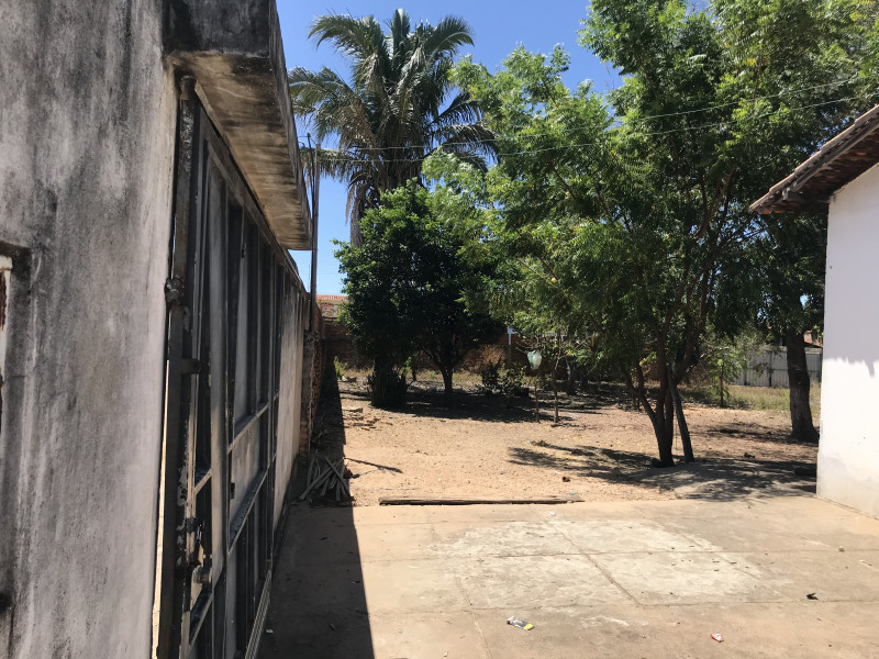 Terreno à venda Centro com 1200m² e 1 quarto por R$ 350.000 - 198059240-02aedc59-0ee7-4c62-9238-a455d61c96c3.jpeg