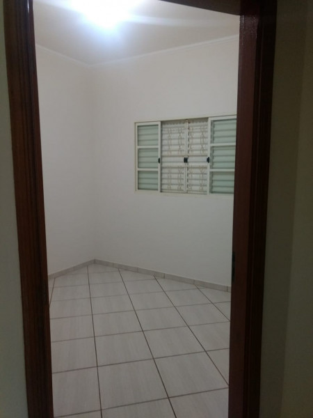 Casa à venda Parque Igaçaba com 102m² e 2 quartos por R$ 240.000 - 1335898350-img-20220829-wa0048.jpg