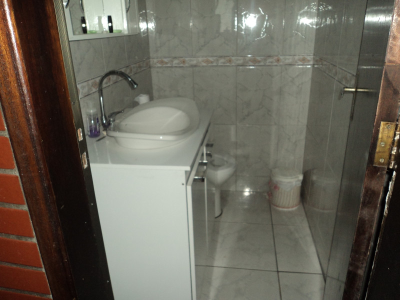 Casa à venda Alto Boqueirão com 110m² e 2 quartos por R$ 320 - 325749918-dsc02265-copy.JPG