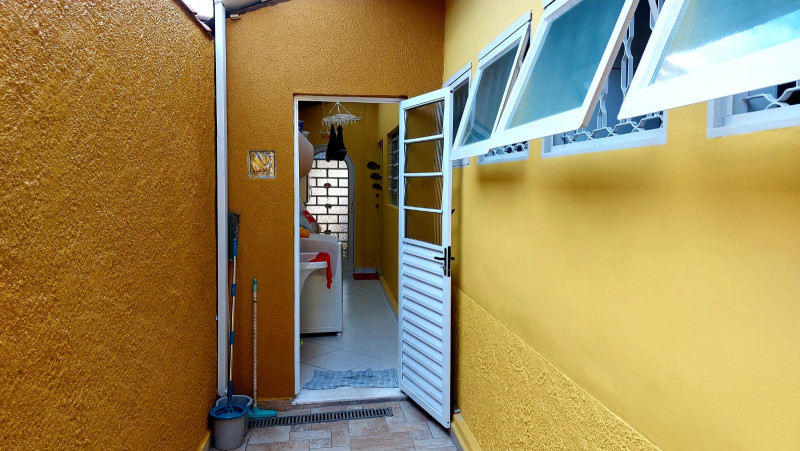 Casa à venda Jardim das Indústrias com 240m² e 3 quartos por R$ 800.000 - 158132194-img-20220911-wa0036.jpg