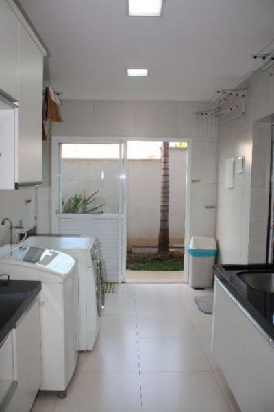 Casa de condomínio à venda Alphaville Araguaia com 501m² e 5 quartos por R$ 4.300.000 - 983947157-d8abbde8-3f9a-4483-9e10-d24928b98217.jpeg