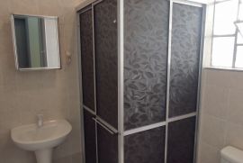 Casa à venda Jardim Santa Barbara com 116m² - 3 dormitórios -  vagas - R$ 289.000 - 1735748340-banheiro.jpg