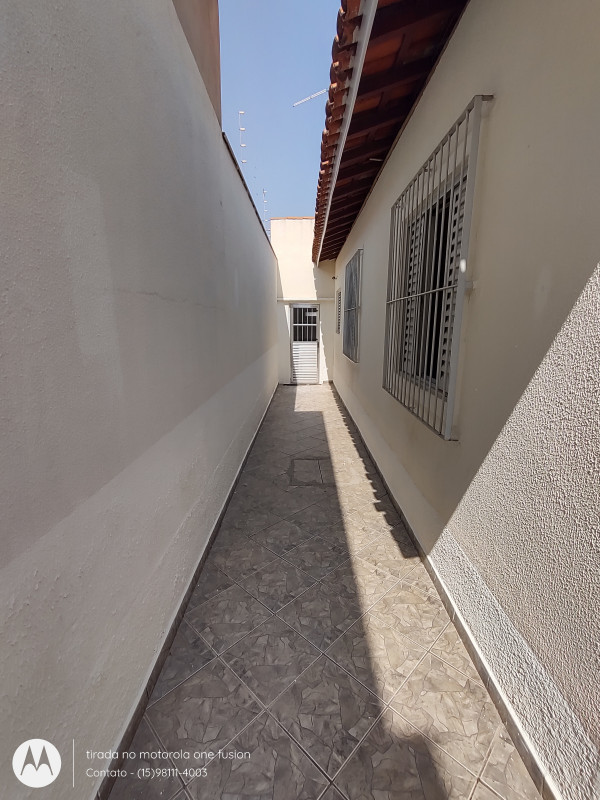 Casa à venda Jardim Santa Barbara com 116m² e 3 quartos por R$ 289.000 - 524586324-corredor-externo.jpg