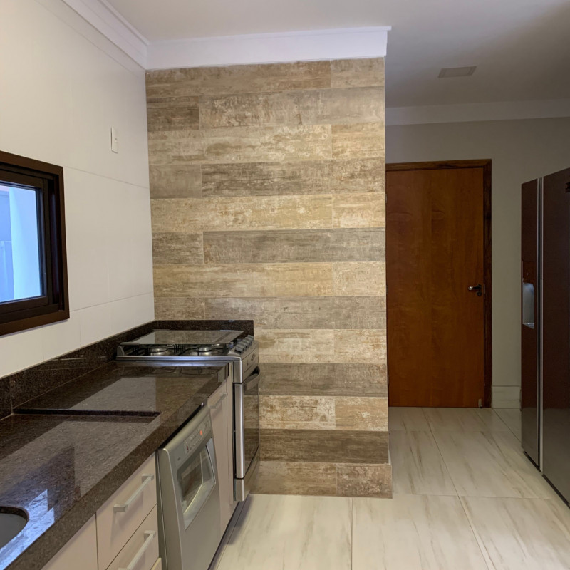 Casa de condomínio à venda Chácaras Reunidas São Jorge com 260m² e 4 quartos por R$ 2.000.000 - 2086130620-design-sem-nome-page-0004.jpg