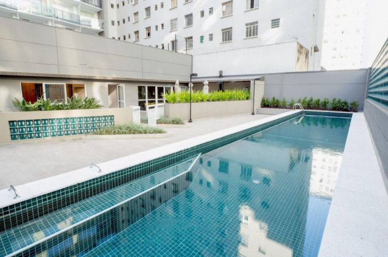 Studio à venda Sé com 23m² e 1 quarto por R$ 310.000 - 983500374-piscina-setin-downtown.JPG