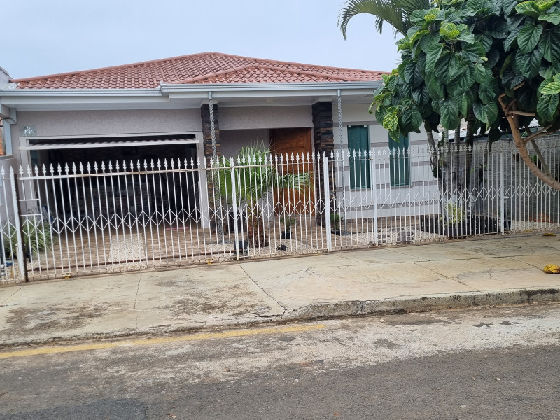 Casa à venda Centro com 130m² e 3 quartos por R$ 680.000 - 599074086-20220720-110849.jpg