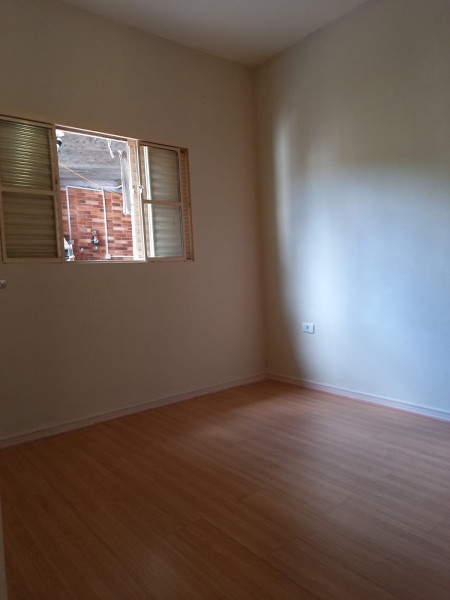 Casa à venda Vila Fiori com 177m² e 2 quartos por R$ 350.000 - 202489100-quarto-de-baixo-1.jpg