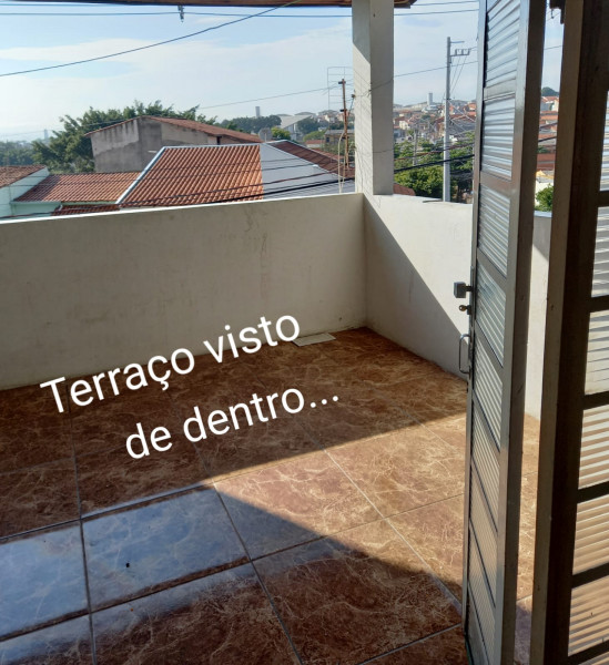 Casa à venda Vila Fiori com 177m² e 2 quartos por R$ 350.000 - 687689170-terraco.jpg