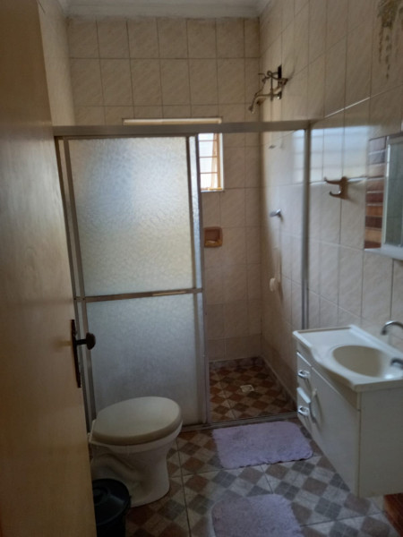 Casa à venda Vila Fiori com 177m² e 2 quartos por R$ 350.000 - 774390890-banheiro-de-baixo.jpg