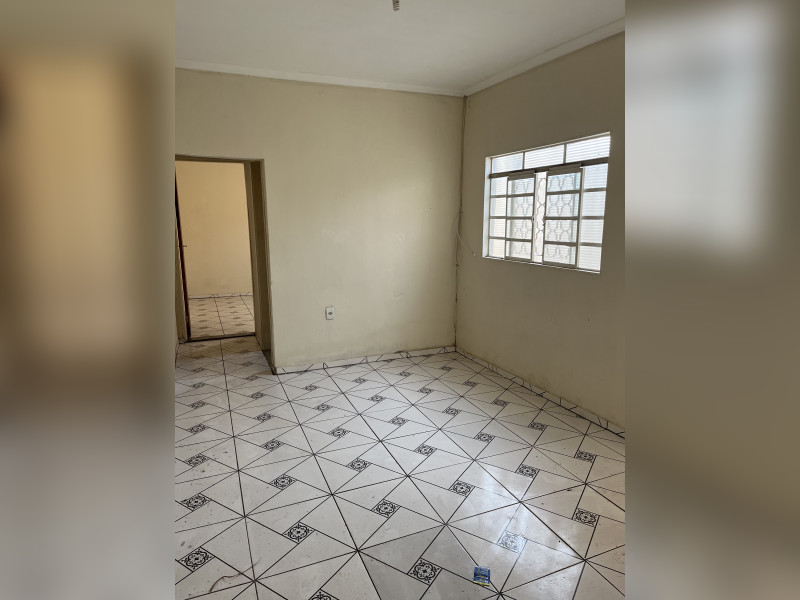 Casa à venda Jardim Florence com 440m² e 4 quartos por R$ 429.950 - img-0413.jpeg