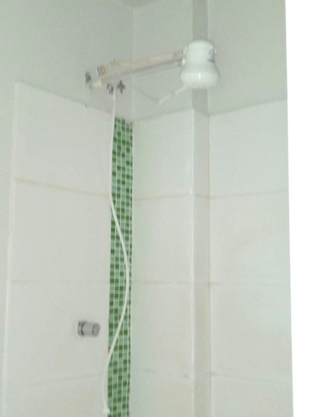 Apartamento à venda Jardim Botânico com 42m² e 1 quarto por R$ 179.500 - 1609686855-banheiro.jpg