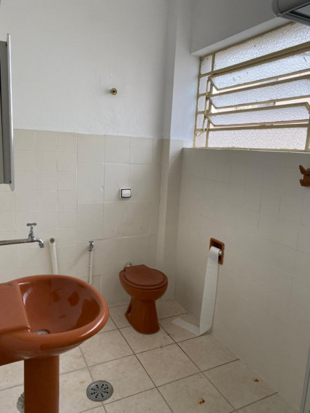 Apartamento à venda Campos Elíseos com 90m² e 2 quartos por R$ 310.000 - 1955638033-banheiro-2.jpeg