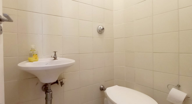 Apartamento à venda Santa Cecília com 130m² e 3 quartos por R$ 1.250.000 - 1805278811-ap-wc-serv.jpg